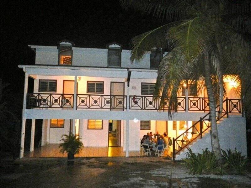 Le Duplex A Deshaies,Vue Mer ,Village A Pieds エクステリア 写真